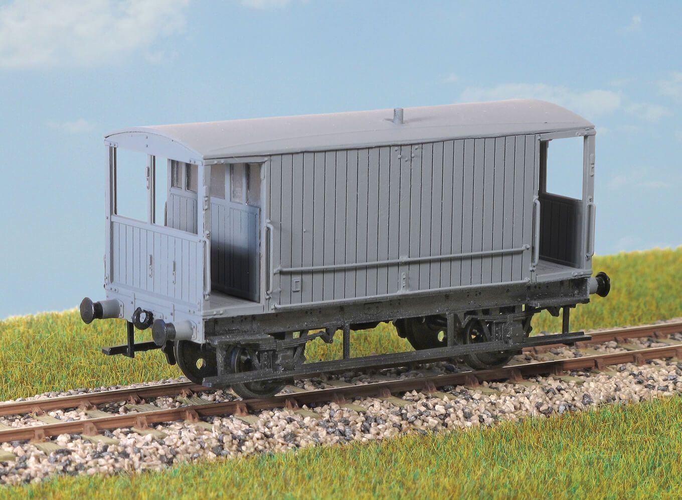 Parkside PC58 LMS 20ton Goods Brake Van HO/OO Gauge
