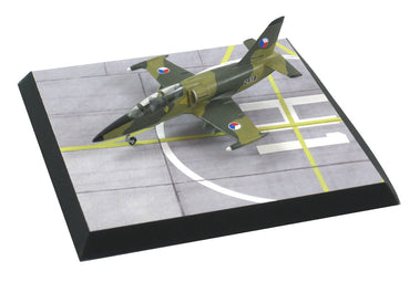 Peewit PEE142002 1:144 Concrete Field 10.3 x 10.3cm