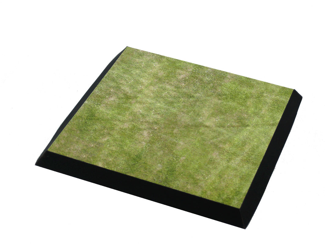 Peewit PEE70001 1:72 Grass Field Display Base 10.3 x 10.3cm