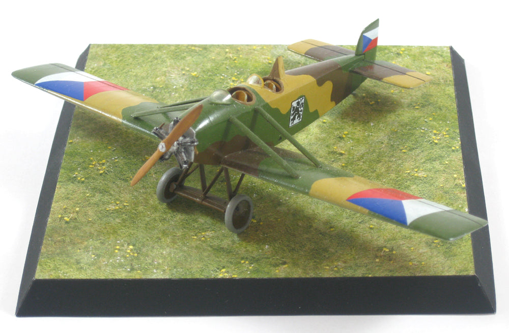 Peewit PEE70004 1:72 Blooming meadow velikost plochy 10,3 x 10,3 cm