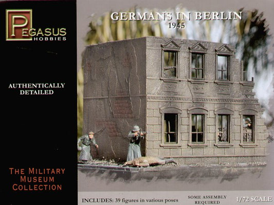 Pegasus Hobbies (P) PH7228 1:72 German Infantry in Berlin 1945