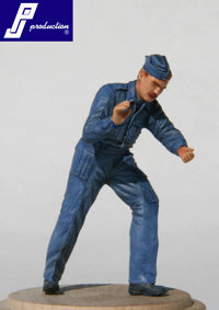 PJ Productions PJ321111 1:32 WWII RAF ground crew figure
