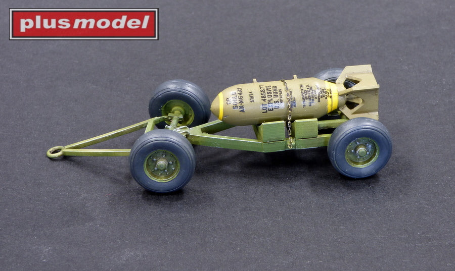 Plus Model PMAL4055 1:48 Mk.2 Bomb trailer THESE ARE PLASTIC NOT RESIN!