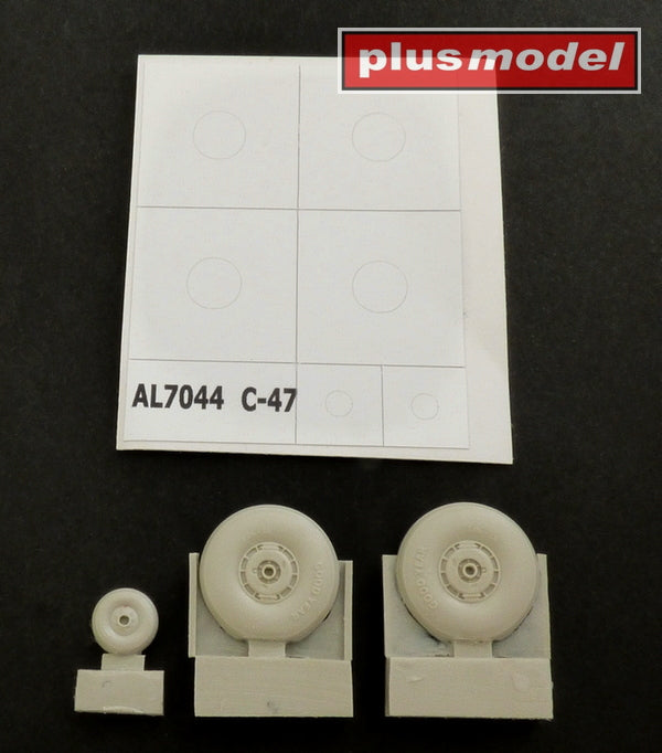 Plus Model PMAL7044 1:72 C-47 Dakota Skytrain Wheels with Covers & Mask