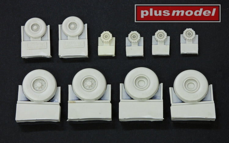 Plus Model PMAL7053 1:72 Lockheed P-3C Orion Wheels & Spray Template