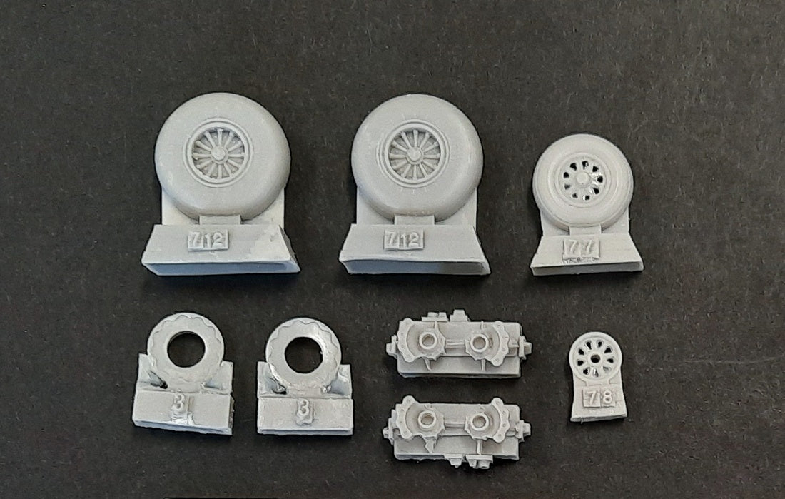 Plus Model PMAL7064 1:72 Douglas A-26C Invader wheels grooved with paint mask