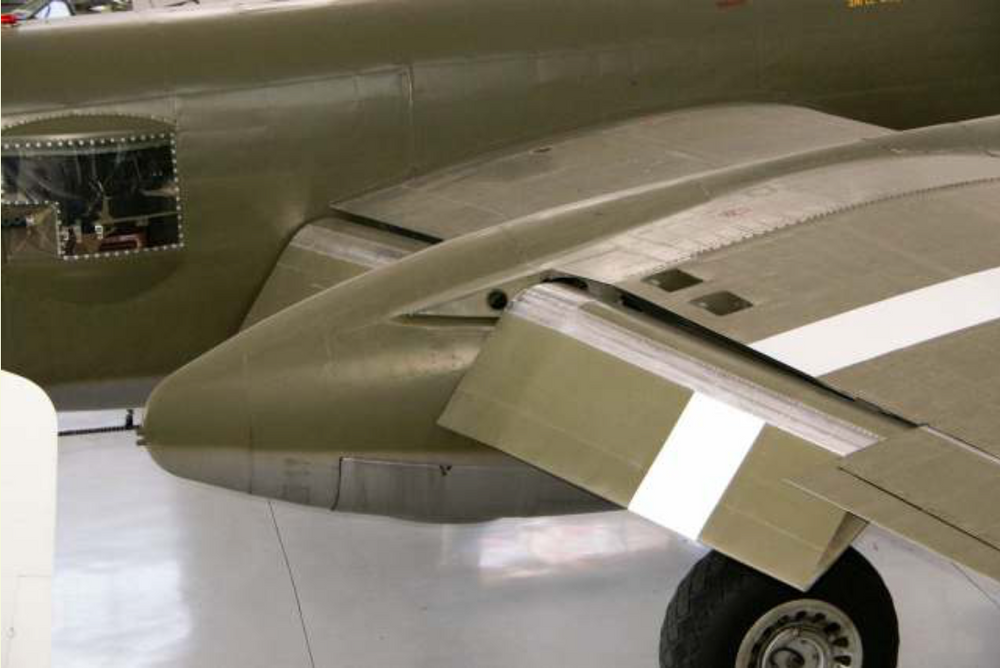 Plus Model PMAL7075 1:72 North-American B-25H/B-25J Mitchell flaps