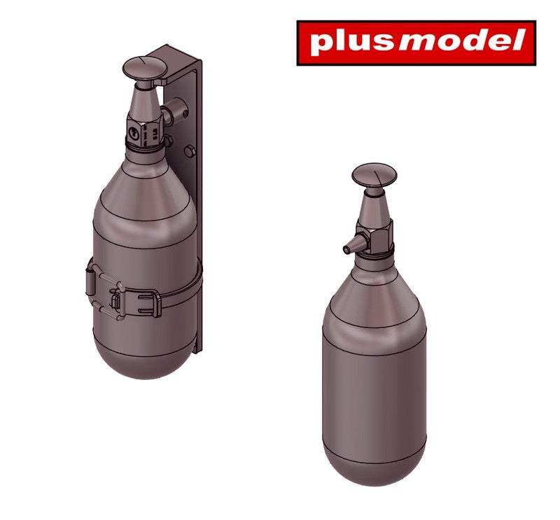 Plus Model PMDP3067 1:35 WWII British Vehicle Fire Extinguishers (10pcs)