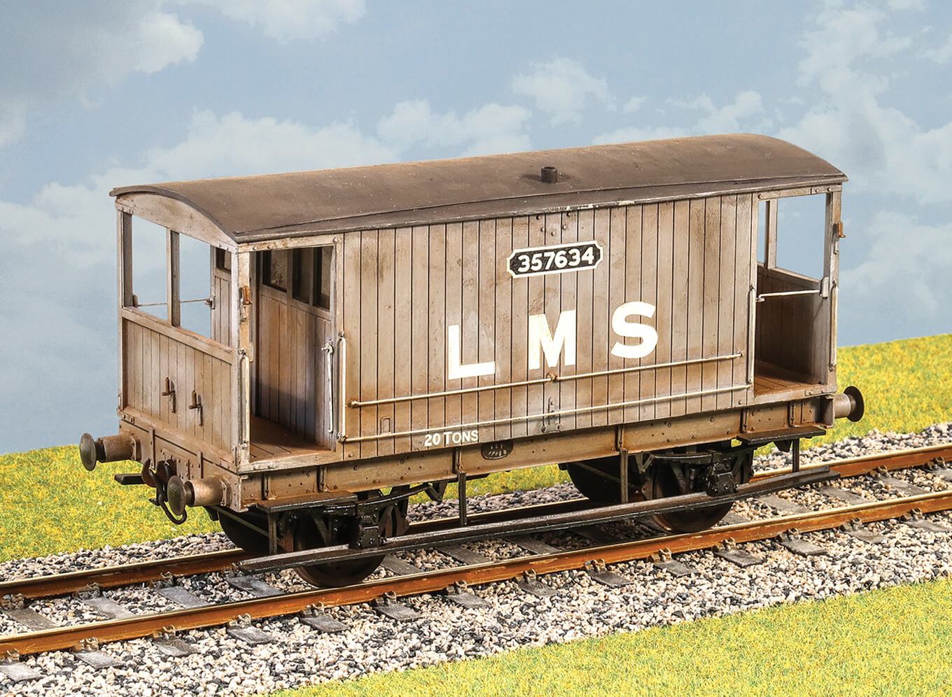 Parkside PS111 LMS MR Design 20ton Goods Brake Van O Gauge