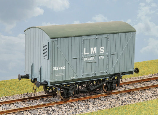 Parkside PS114 LMS 10ton Banana Van O Gauge