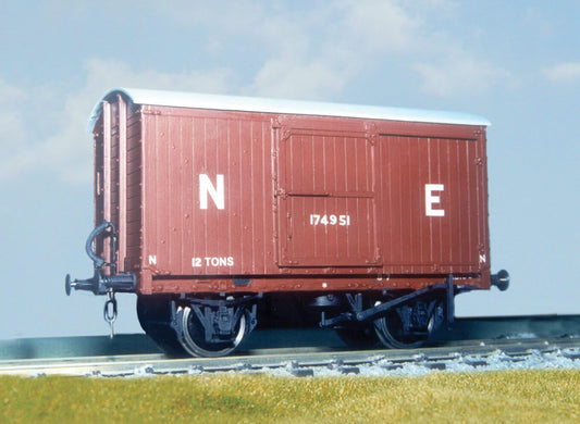 Parkside PS45 LNER 12ton Goods Van O Gauge