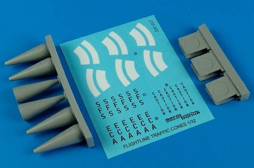 Aerobonus  QAB320027 1:32 Aircraft warning cones