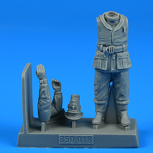 Aerobonus QAB350018 1:35 British WW2 Sailor for X-Craft Submarine