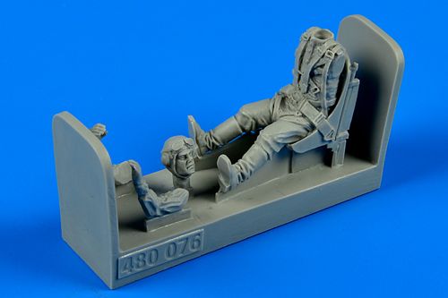 Aerobonus QAB480076 1:48 Soviet WWII Pilot for P-39 Airacobra w/ Seat