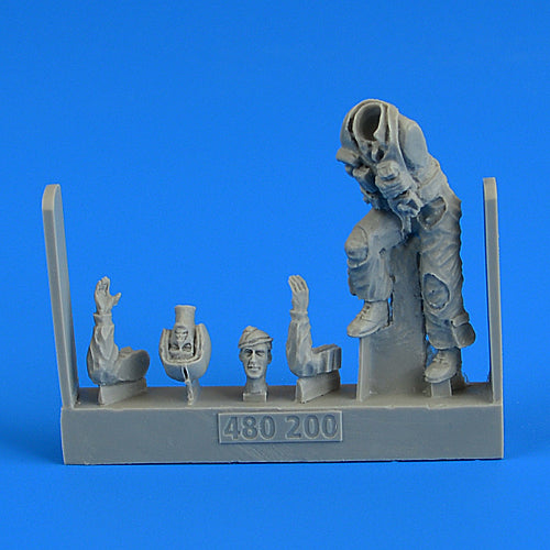 Aerobonus  QAB480200 1:48 USAF Fighter Pilot on the ladder