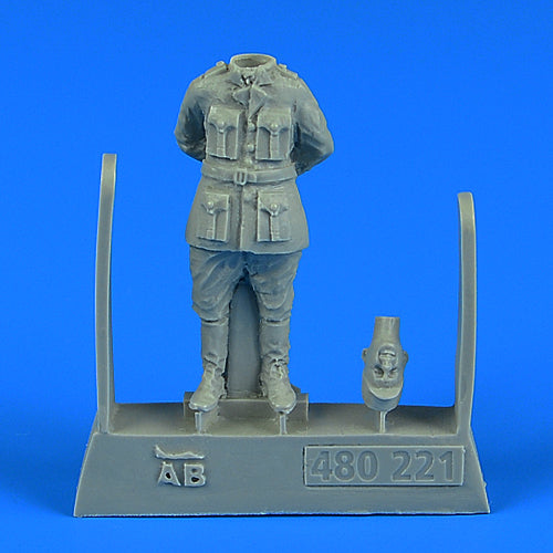 Aerobonus  QAB480221 1:48 French WWI Pilot