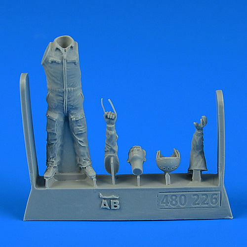 Aerobonus  QAB480226 1:48 Czech Air Force Instructor