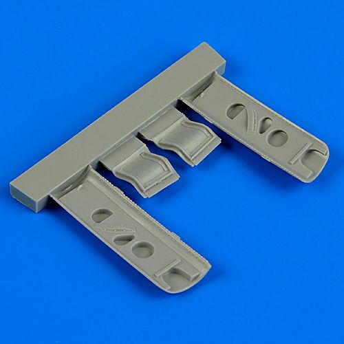 Quickboost  QB32160 1:32 Curtiss P-40E Warhawk undercarriage covers