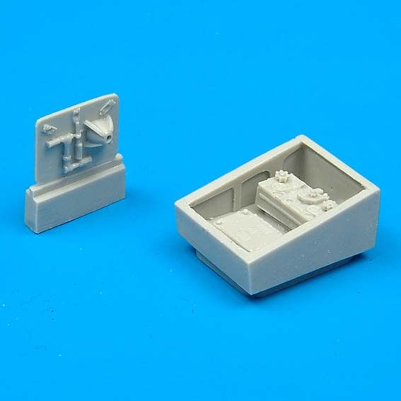Quickboost  QB48037 1:48 Henschel Hs-129 radio equipment