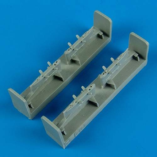 Quickboost  QB48492 1:48 North-American T-28B/T-28D Trojan pylons
