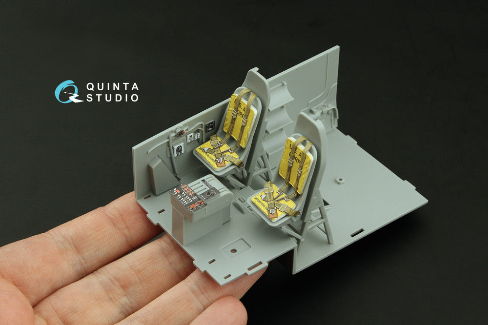 Quinta Studio QD32218 1:32 Boeing B-17G Flying Fortress Pilot's cockpit