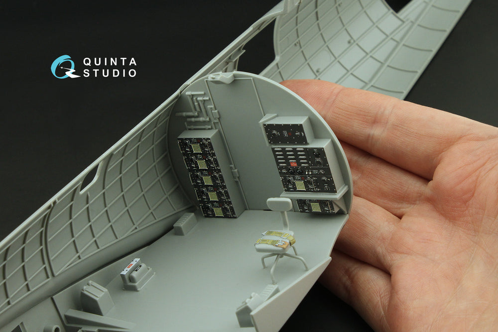 Quinta Studio QD32224 1:32 B-17G Flying Fortress Radio operator's compartment