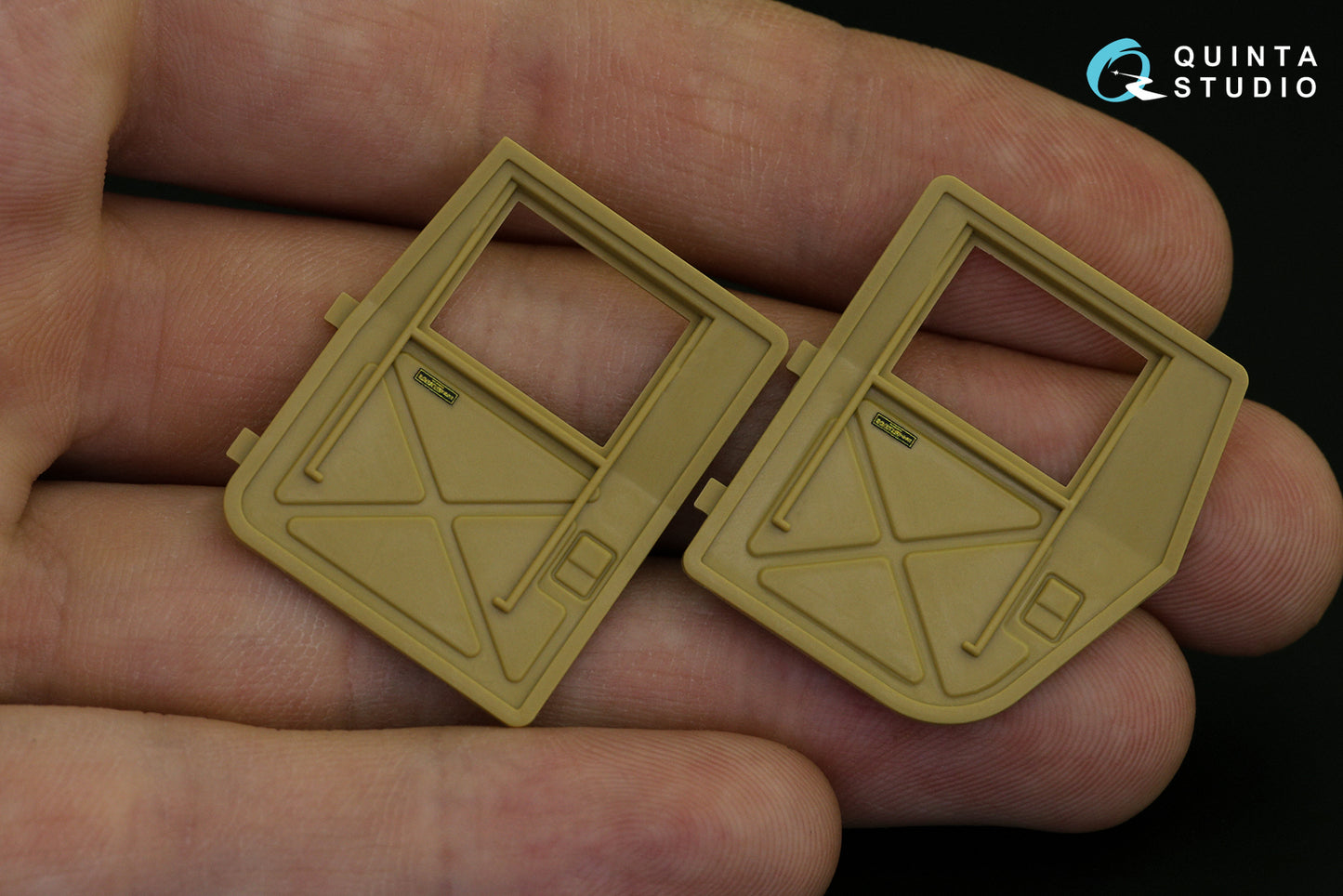 Quinta Studio QD35039 1:35 HUMVEE Family 3D-Printed Interior Decals