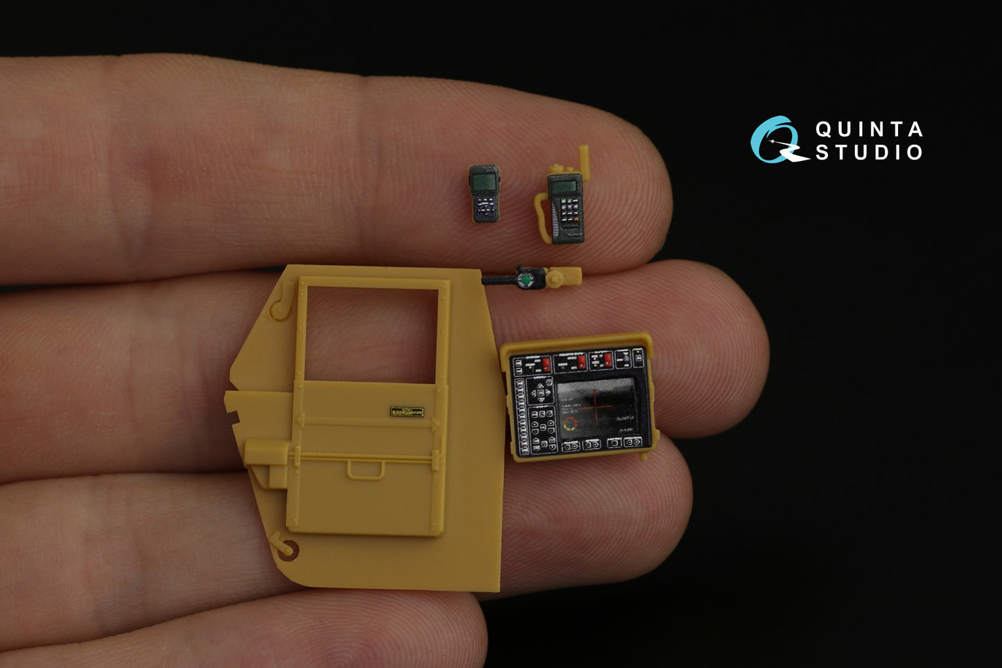 Quinta Studio QD35043 1:35 HUMVEE Family 3D-Printed Interior Decals