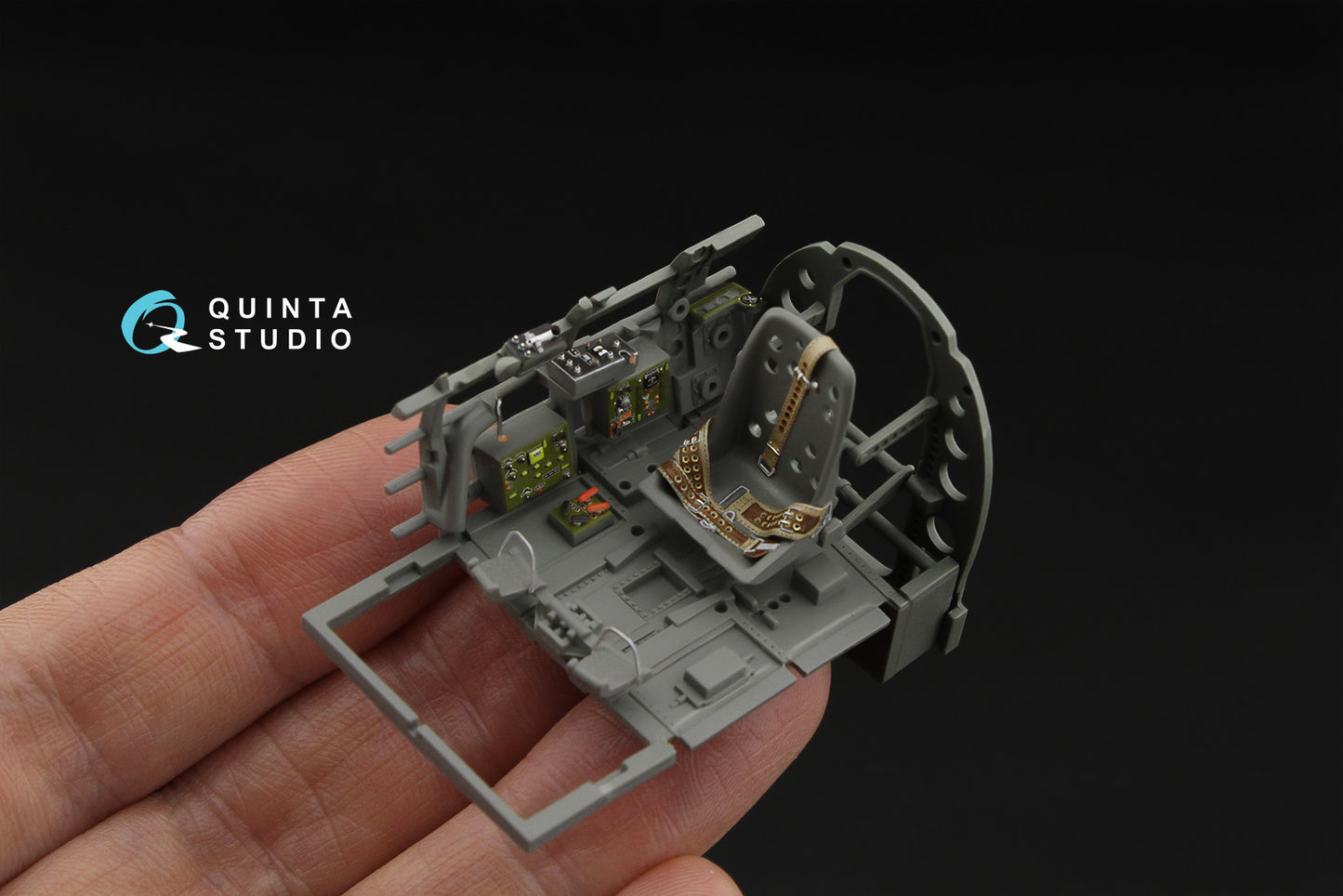 Quinta Studio QD35083 1:35 Mitsubishi A6M2 Zero