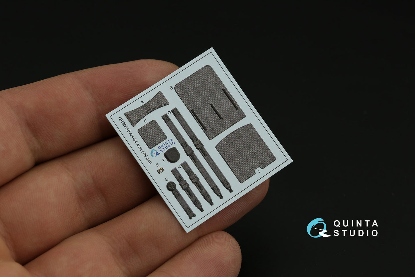 Quinta Studio QD35104 1:35 AH-64DI Saraf 3D Interior Decal