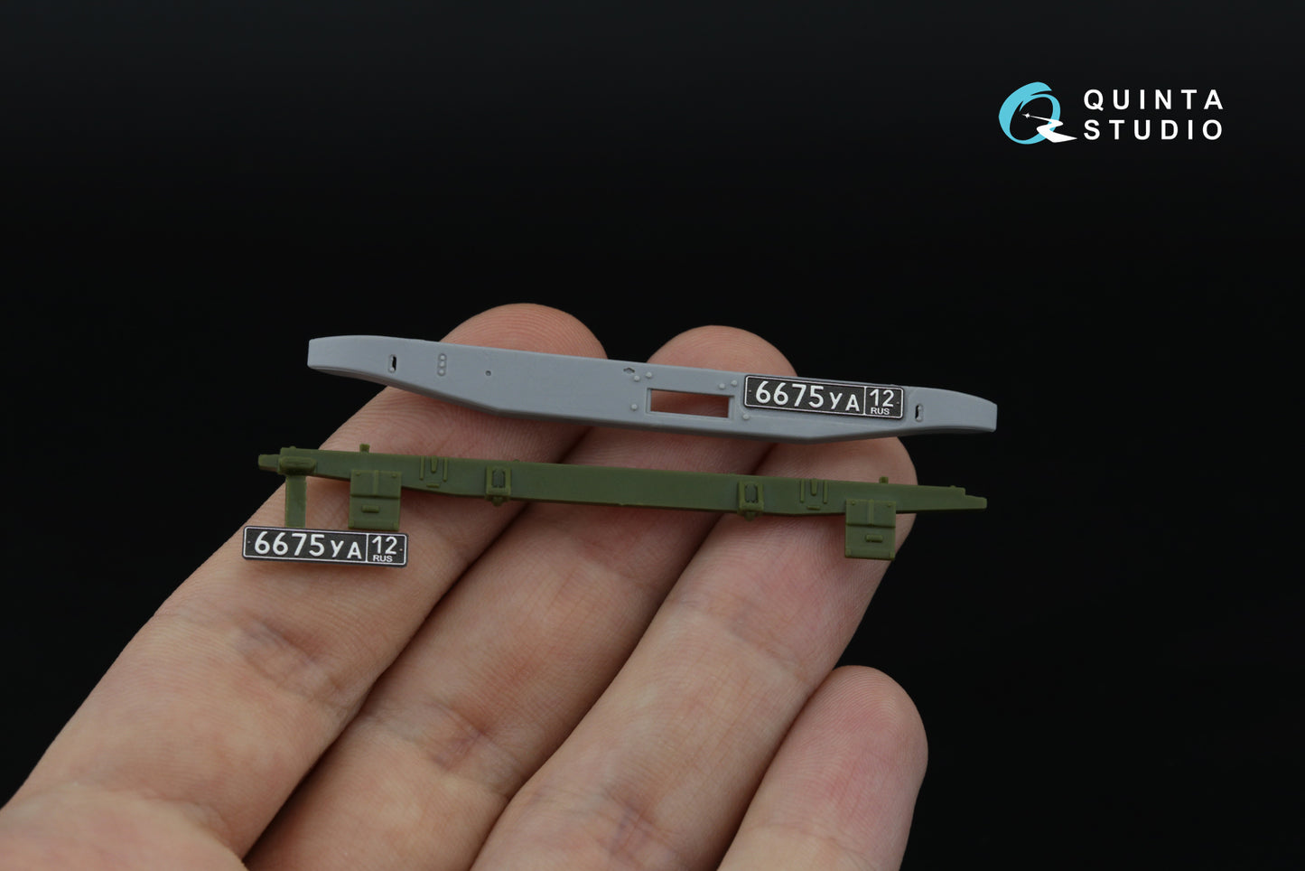 Quinta Studio QD35152 1:35 GAZ-66 3D-Printed & coloured Interior on decal paper