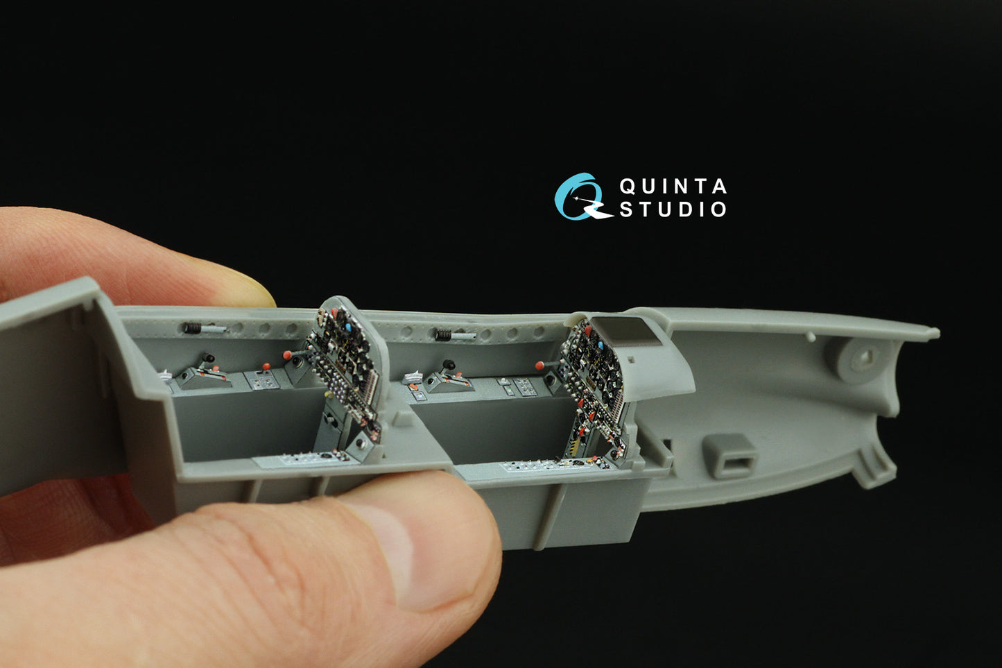 Quinta Studio QD48437 1:48 Embraer EMB-312 Tucano