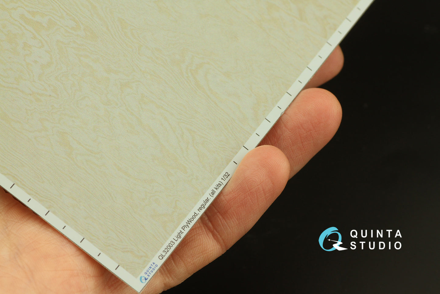 Quinta Studio QL32003 1:32 Light Plywood Regular Exterior Decal
