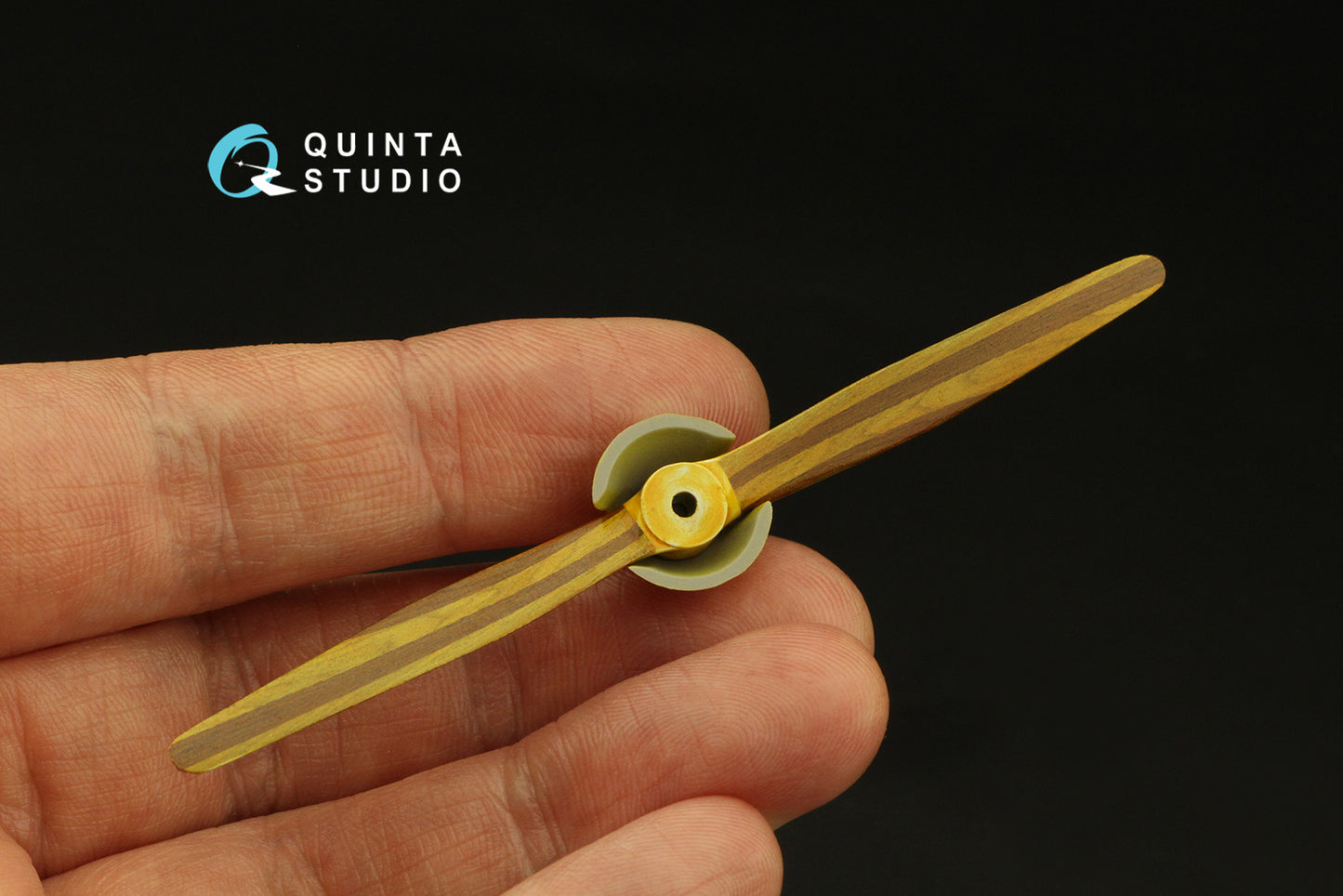 Quinta Studio QL32007 1:32 Wooden Propellers Axial