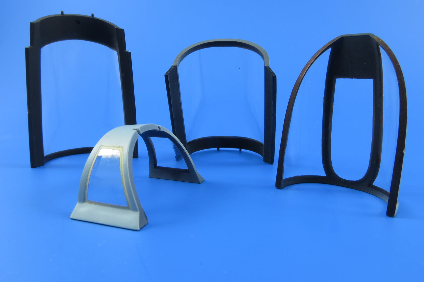 Q-M-T QMTM32002 1:32 Profi canopy mask double-sided
