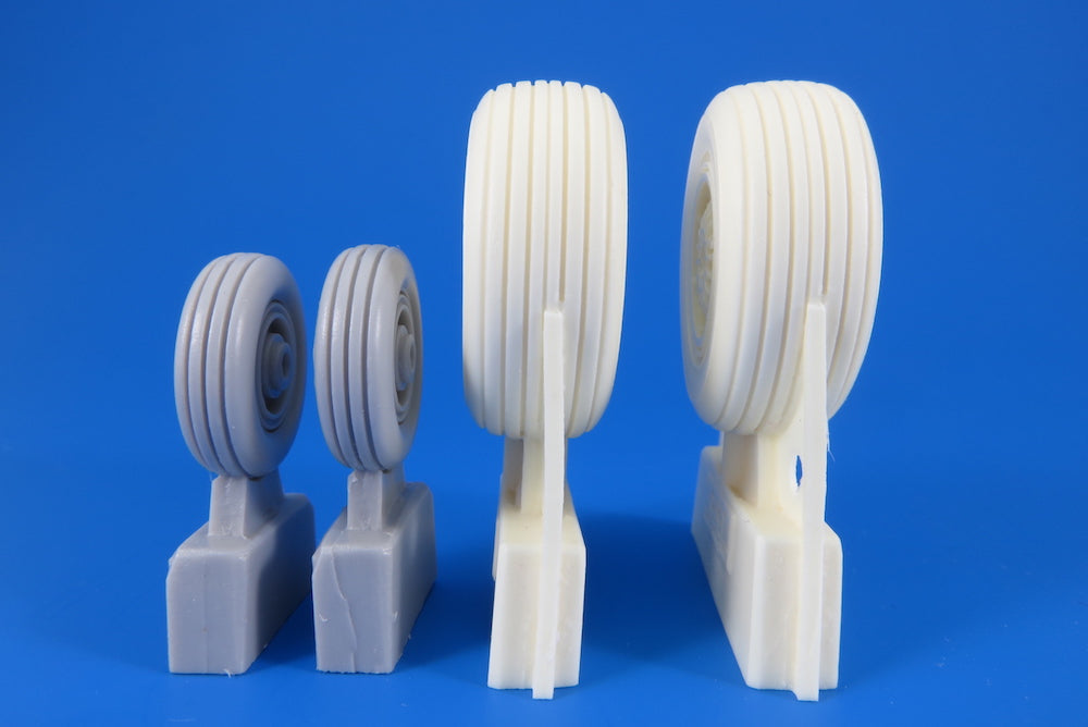 Q-M-T QMTR32003 1:32 Early Wheels