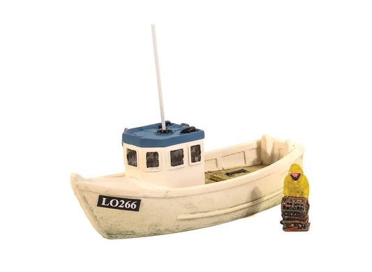 Harburn Hamlet QS401 Lobster Boat with Fisherman and Blue Roof HO/OO Gauge