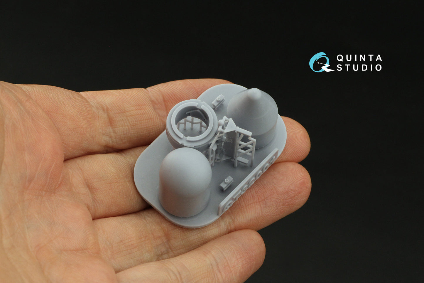 Quinta Studio QT32001 1:32 AN/APS-4 Radar Pod