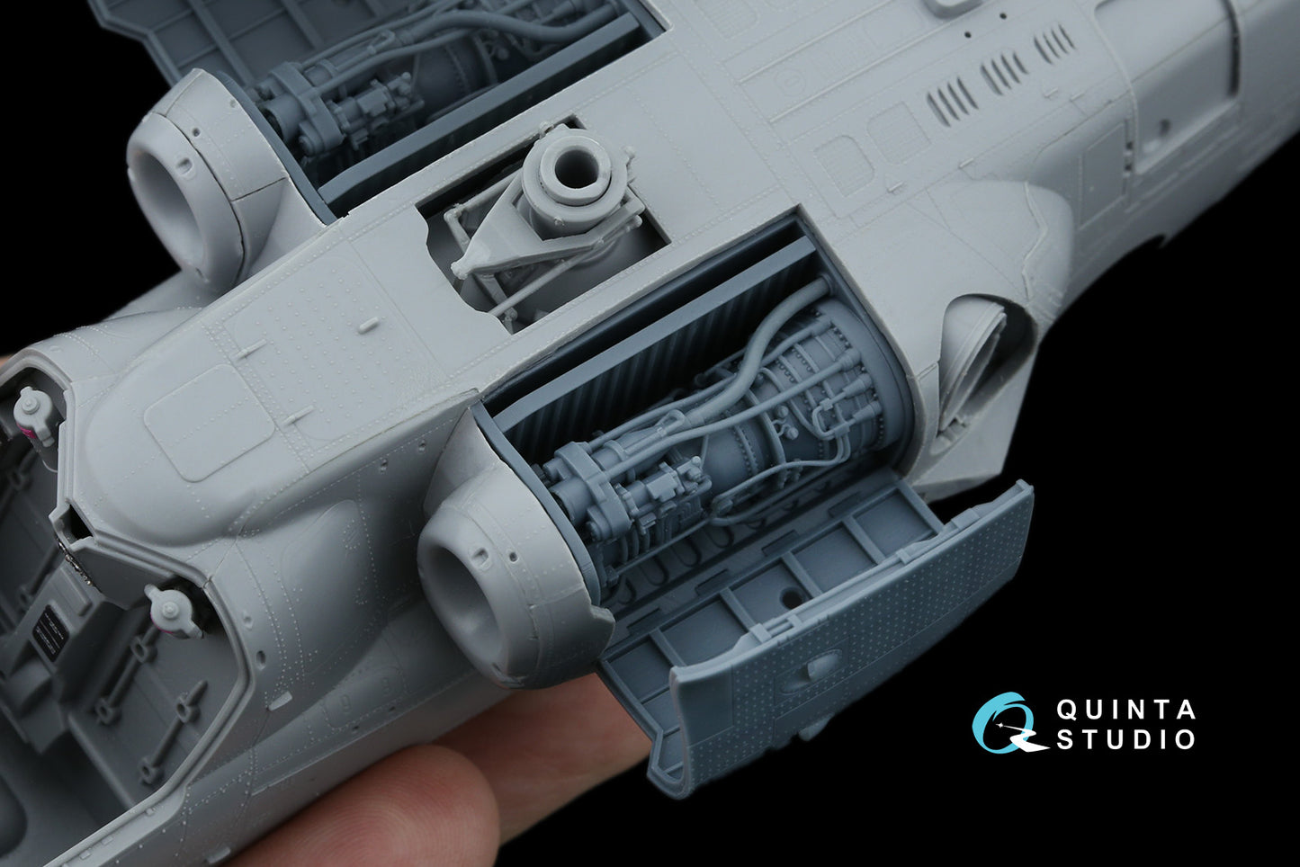 Quinta Studio QT48081 1:48 Kamov Ka-52/Ka-52M Engine with bay & cover, portside