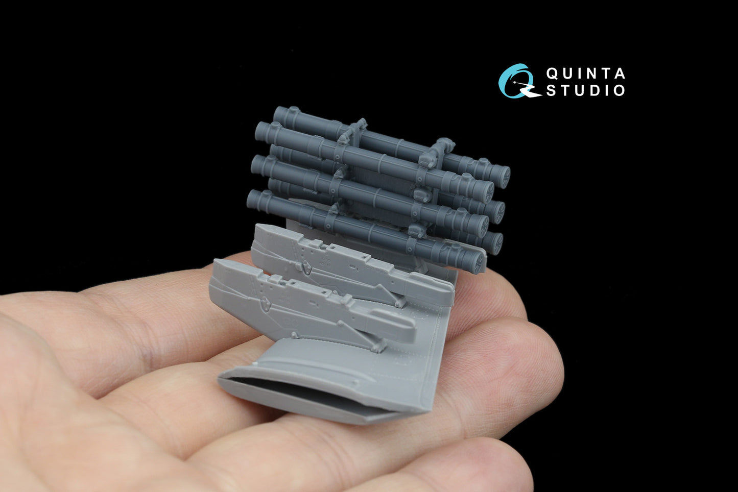 Quinta Studio QT48086 1:48 9M120 Ataka ATGM, six-pack kit
