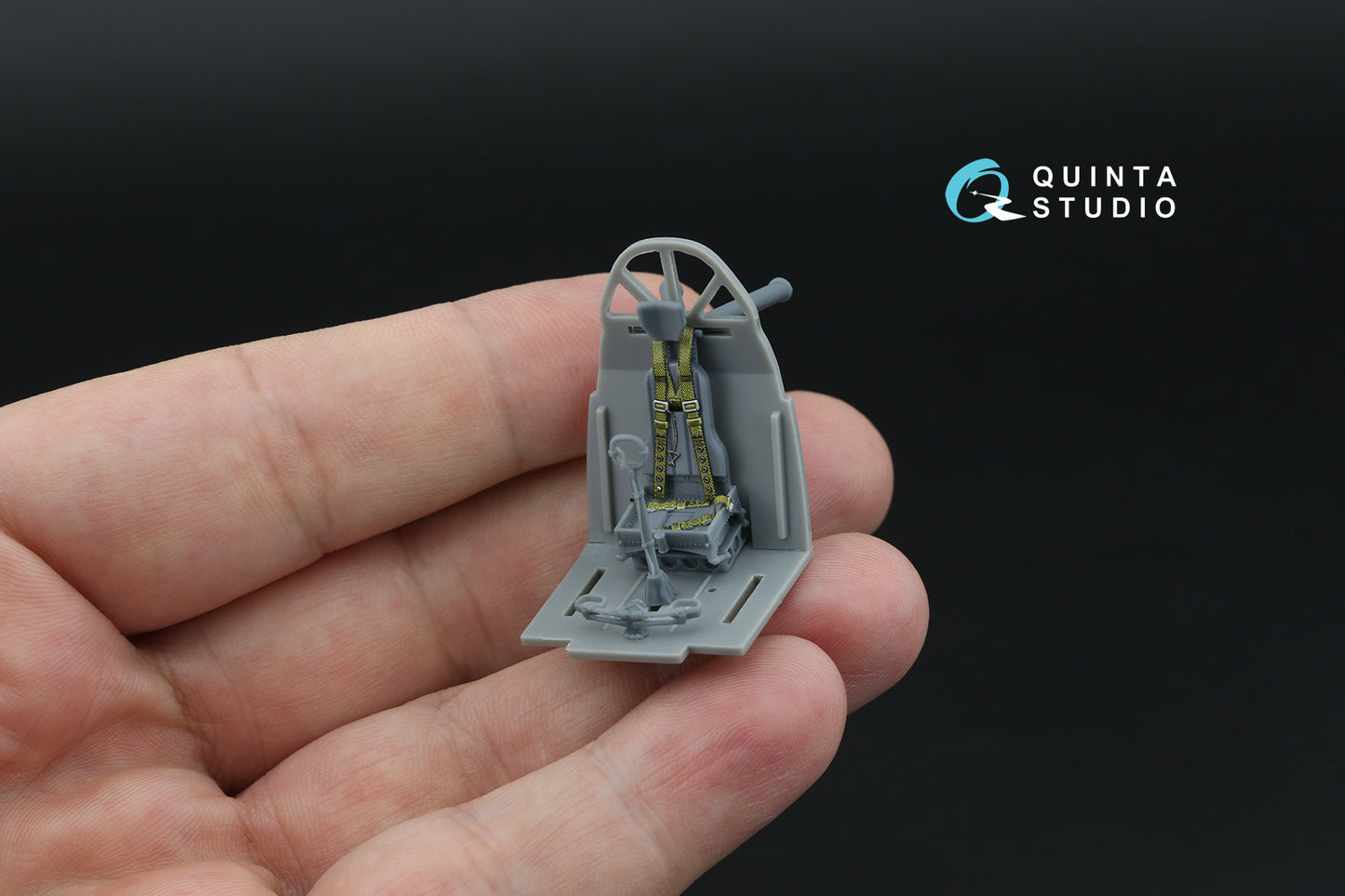 Quinta Studio QT48130 1:48 Fairey Barracuda Mk.II Pilot's Cockpit