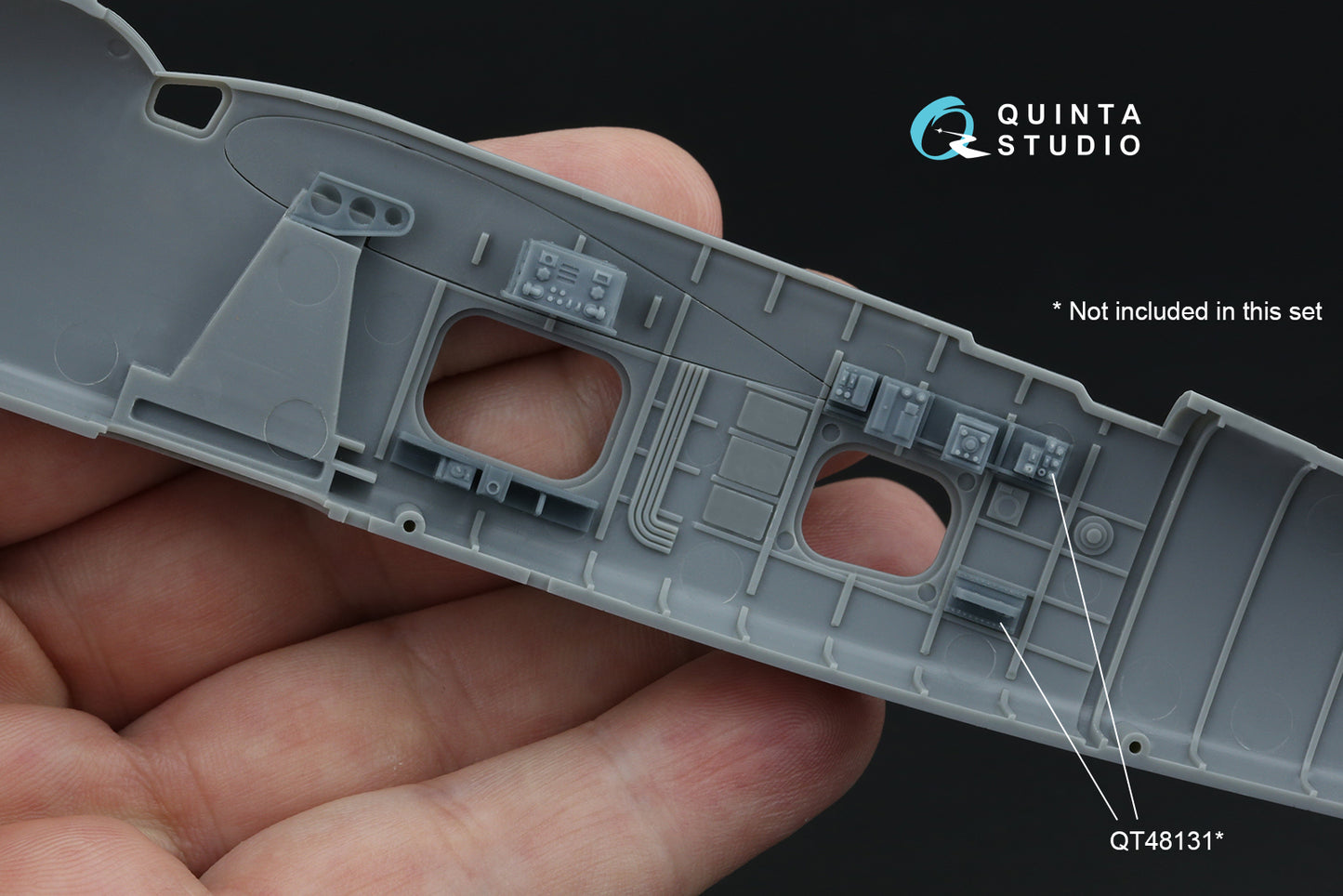 Quinta Studio QT48132 1:48 Fairey Barracuda Mk.II Observer Station