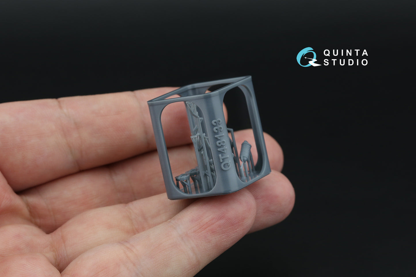 Quinta Studio QT48133 1:48 DA Machine Gun
