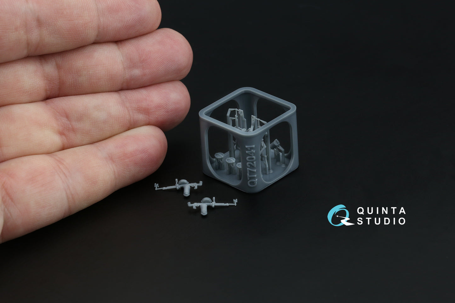 Quinta Studio QT72041 1:72 DA Machine Gun
