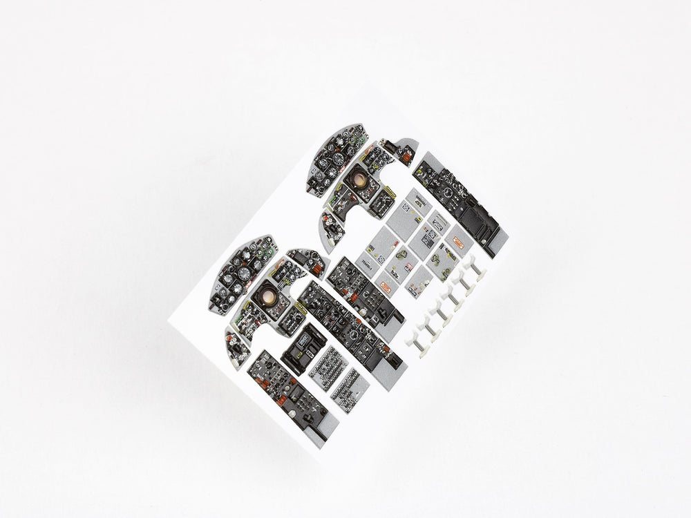 Red Fox RFS-32125 1:32 TF-104G Starfighter 3D Instrument Panel