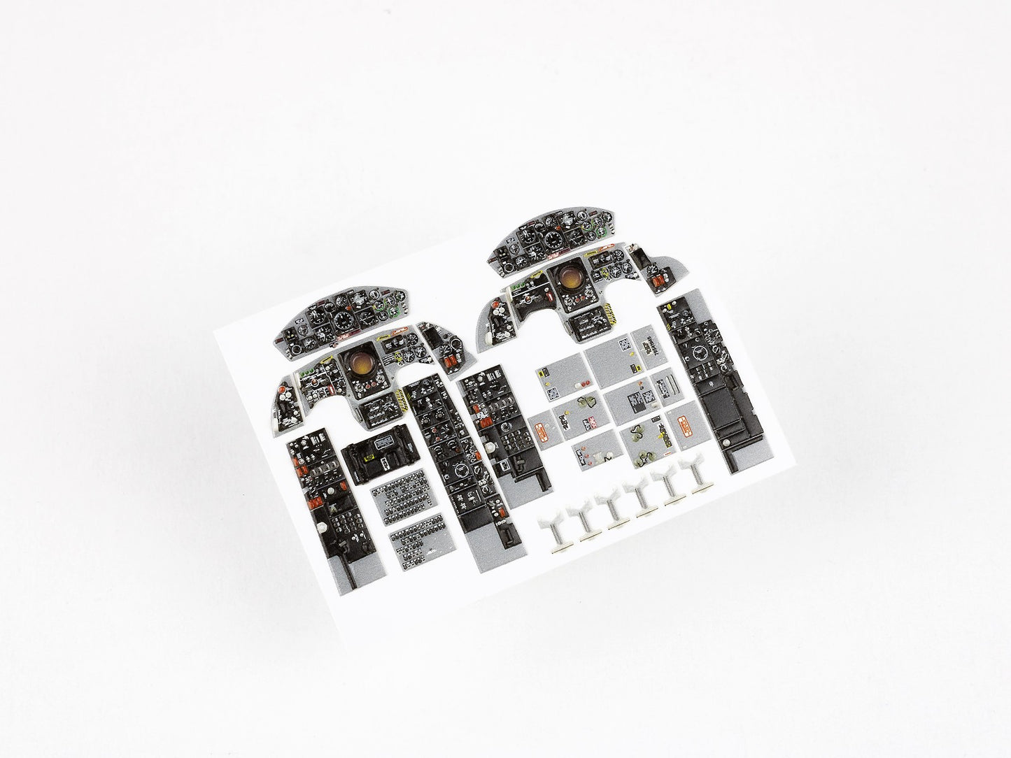 Red Fox RFS-32125 1:32 TF-104G Starfighter 3D Instrument Panel
