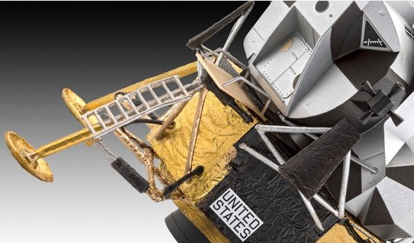 Revell 3701 Apollo 11 Eagle Lunar Module 1:48 Model Kit
