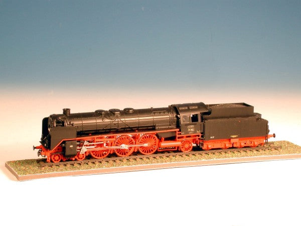 Revell 2171 Express Locomotive BR 02 w/tender 1:87 Model Kit