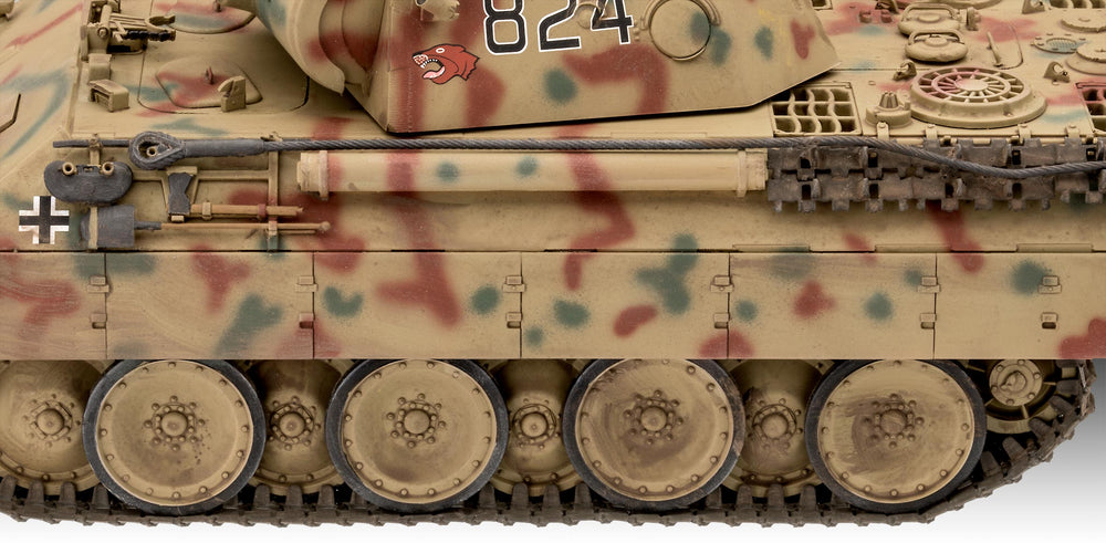 Revell 3273 Panther Ausf 1:35 Model Kit