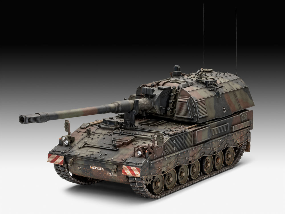 Revell 3279 Panzerhaubitze 2000 1:35 Model Kit